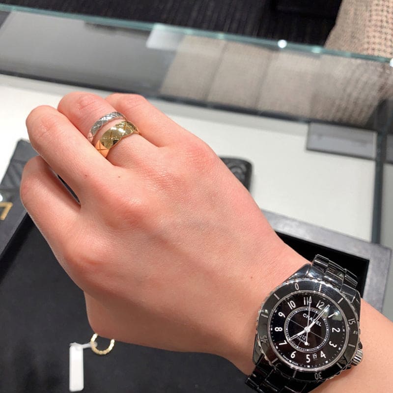 18K  Chanel Coco Crush Ring